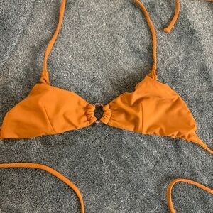 Posh pua bikini top